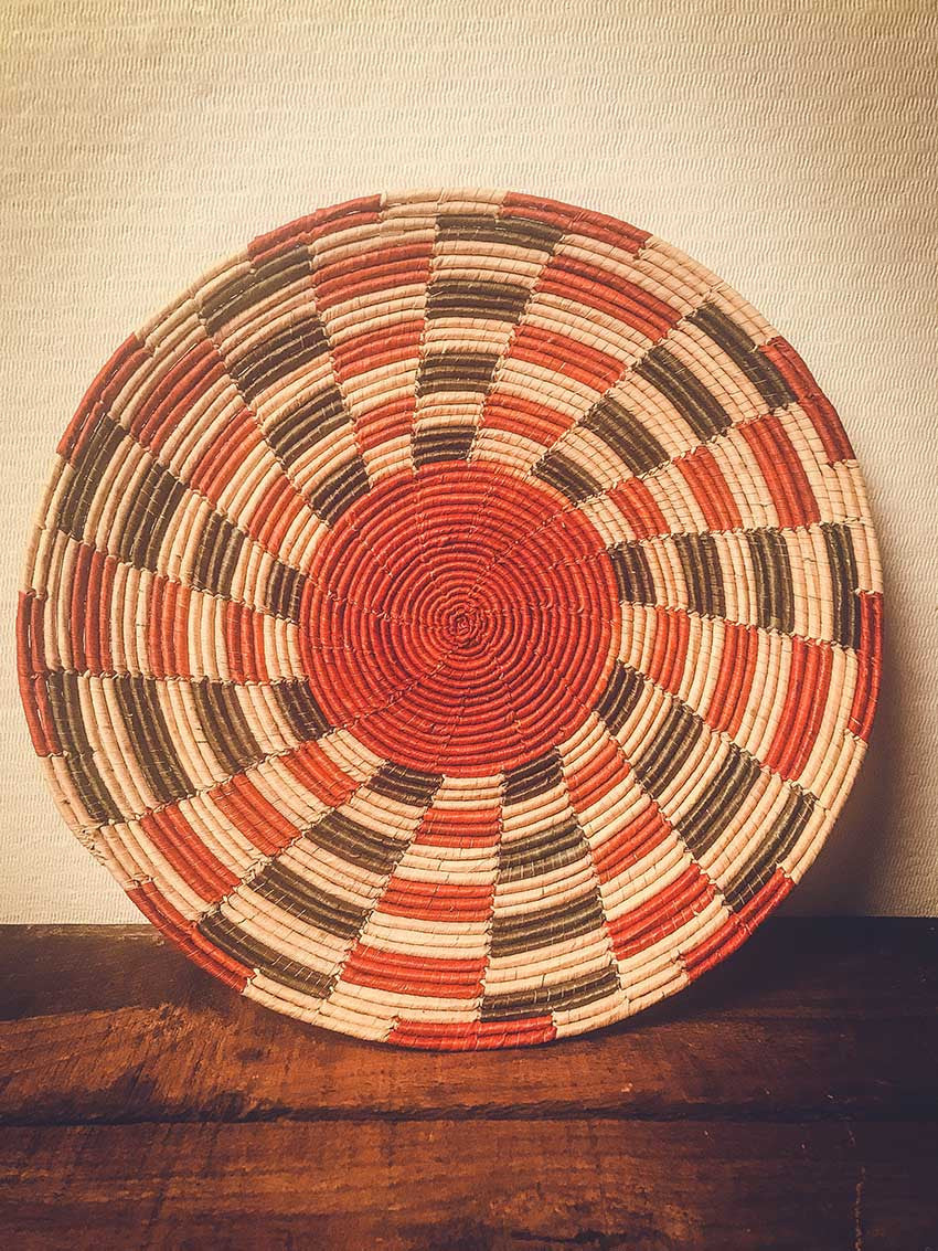 Flat Plate Handwoven Basket (TBSK17-7)